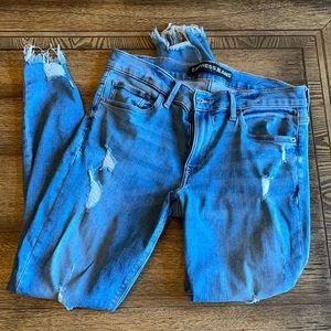 Express Jeans Ultimate Ankle Legging 8